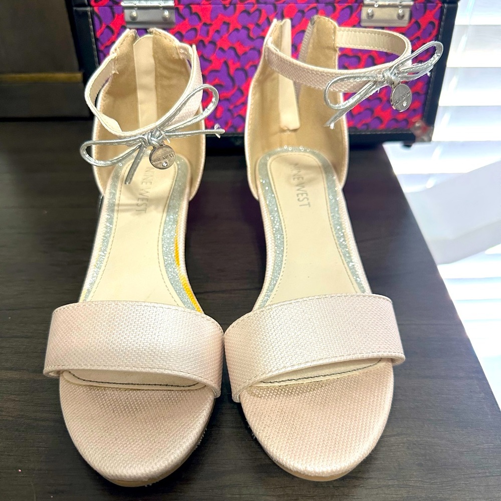 Girls Nine West Dress Sandal Size 1.5 - Gently Used